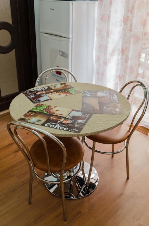 Ava Republique Apartment Brasov Luaran gambar